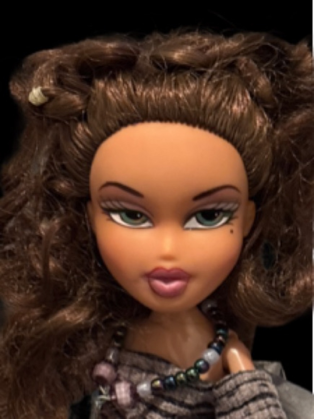 Bratz Stylish Sasha with wavy hair - redress - Picture 11 of 12